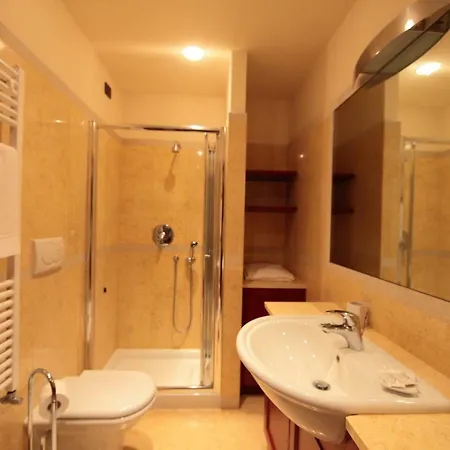 Apartment Classic Three Minutes From St Marc's Square
